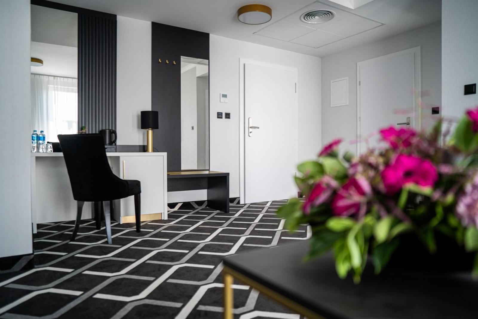 Hotel Lantier Wellness & Spa Bytom Luaran gambar