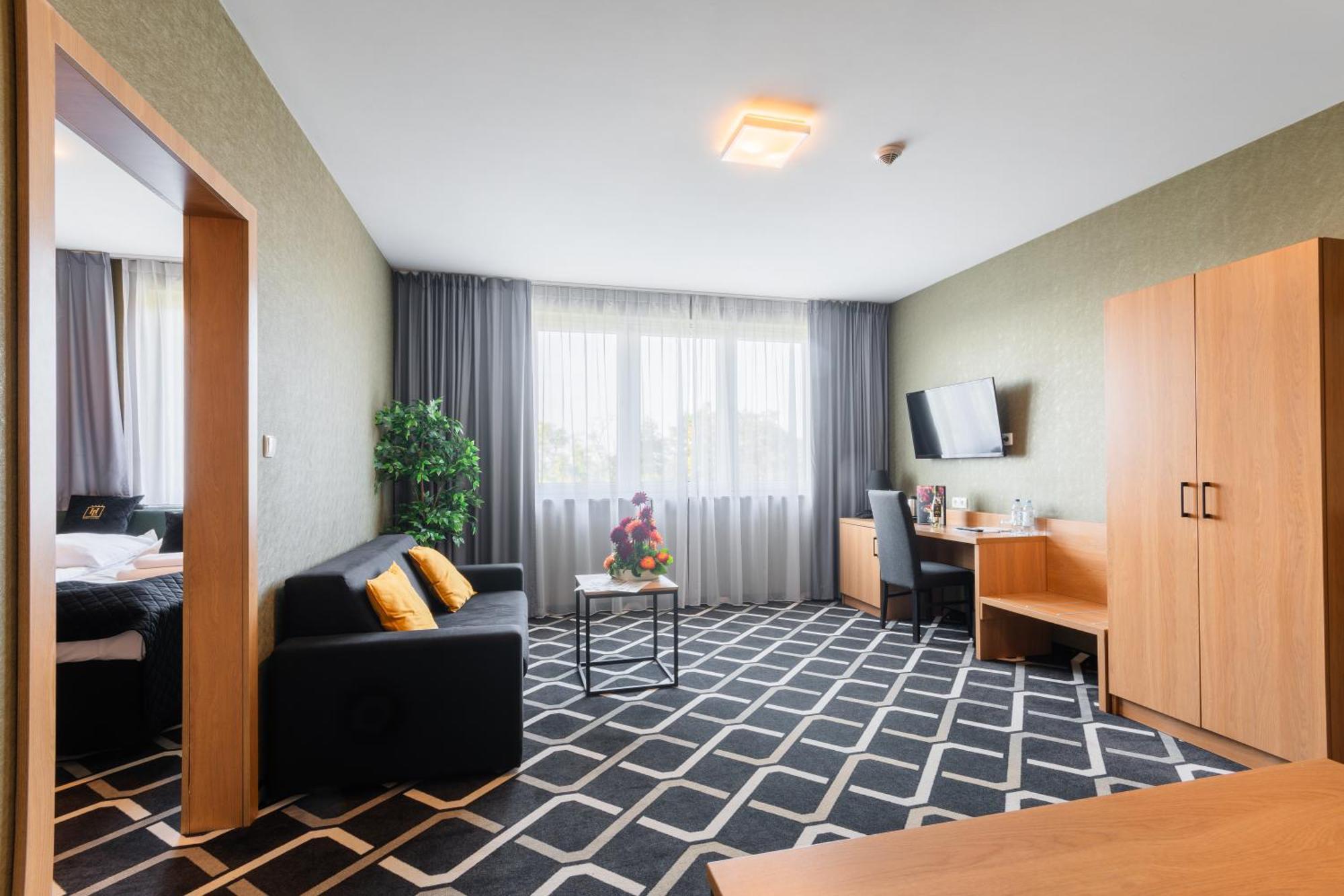 Hotel Lantier Wellness & Spa Bytom Luaran gambar