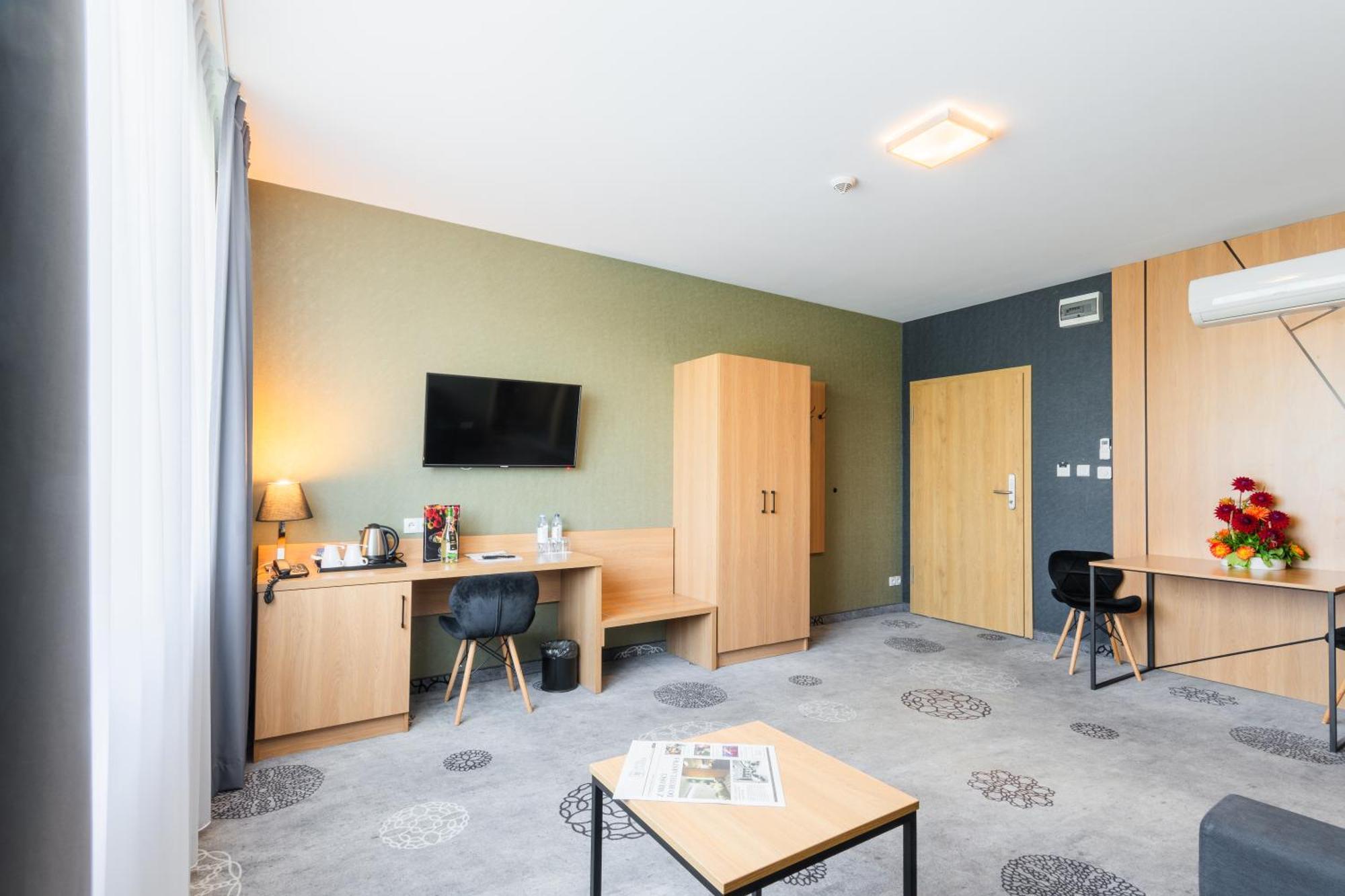 Hotel Lantier Wellness & Spa Bytom Luaran gambar