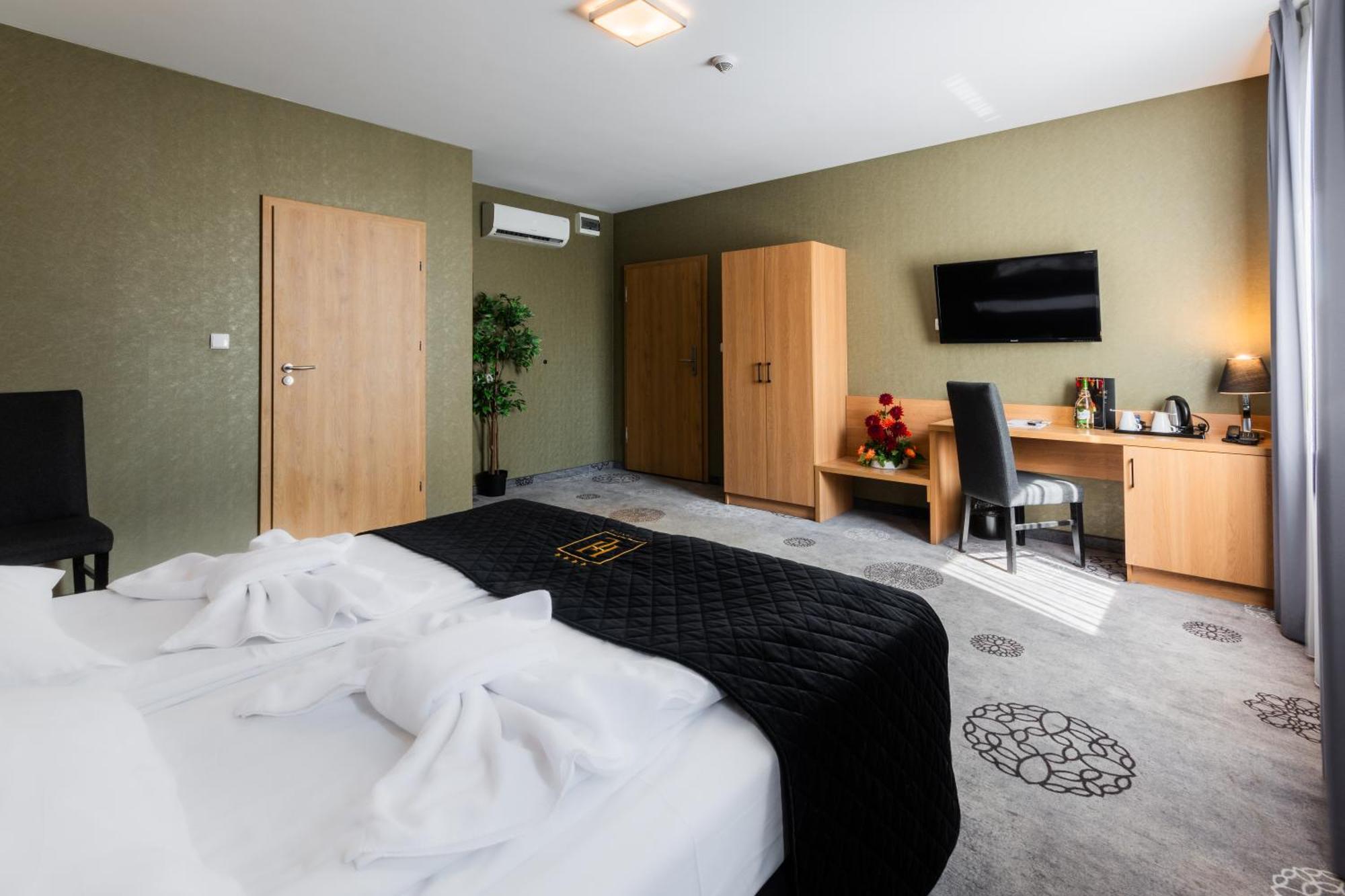 Hotel Lantier Wellness & Spa Bytom Luaran gambar